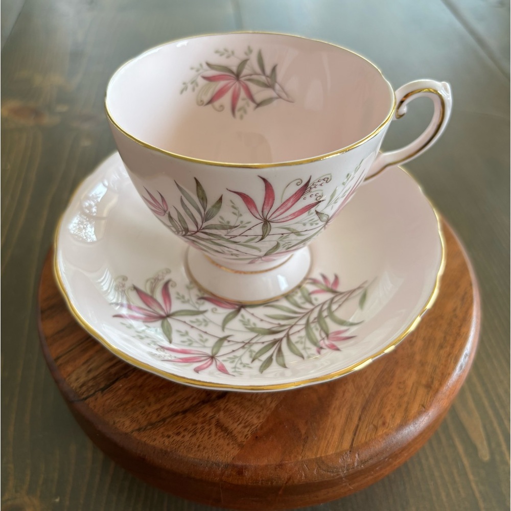 Beautiful Tuscan Blush Lily Teacup and saucer